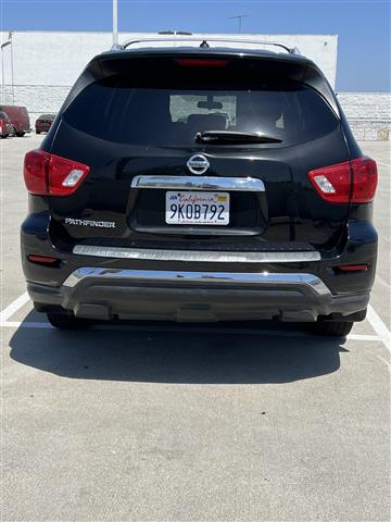 $12500 : 2018 Nissan Pathfinder image 6