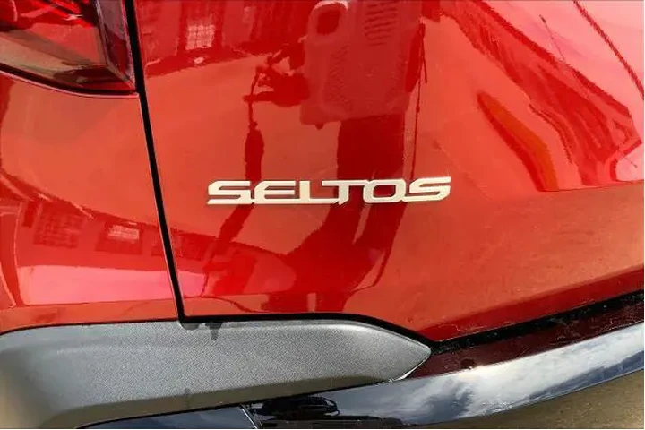 $23930 : Kia Seltos 2025 S 4dr SUV image 10