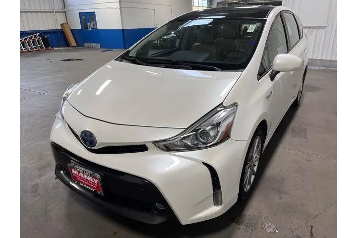 $15954 : Toyota Prius v 2015 image 7