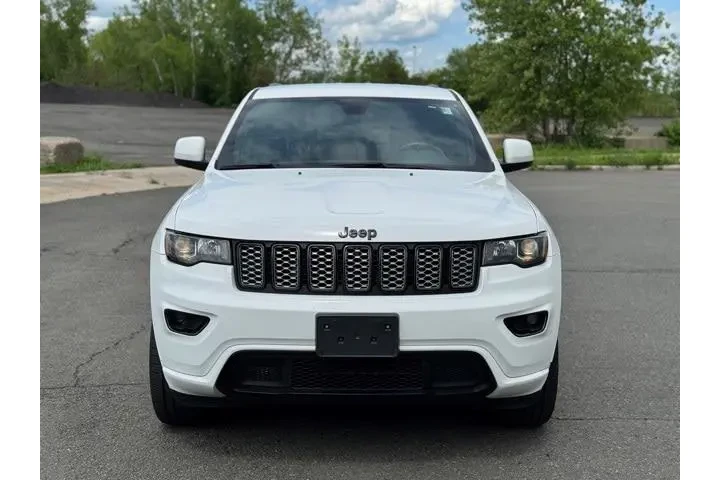 $28966 : Jeep Grand Cherokee 2021 4x4 image 8