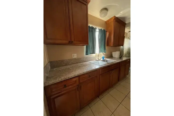 $2950 : SE RENTA BONITA CASA image 7