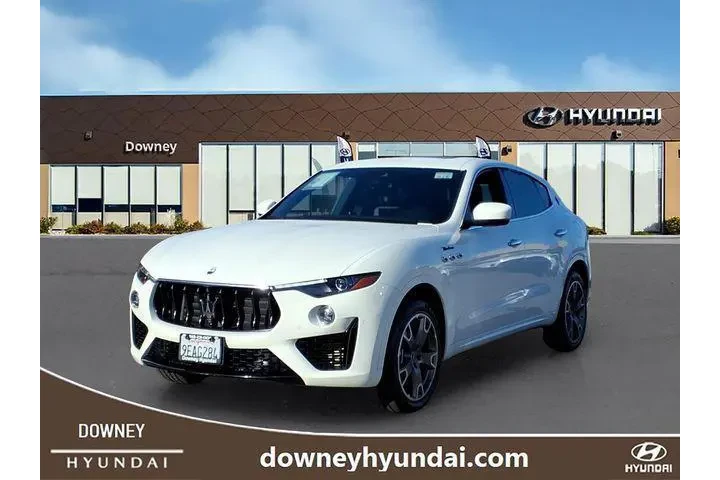 $33989 : Maserati Levante 2023 AWD Mo image 1
