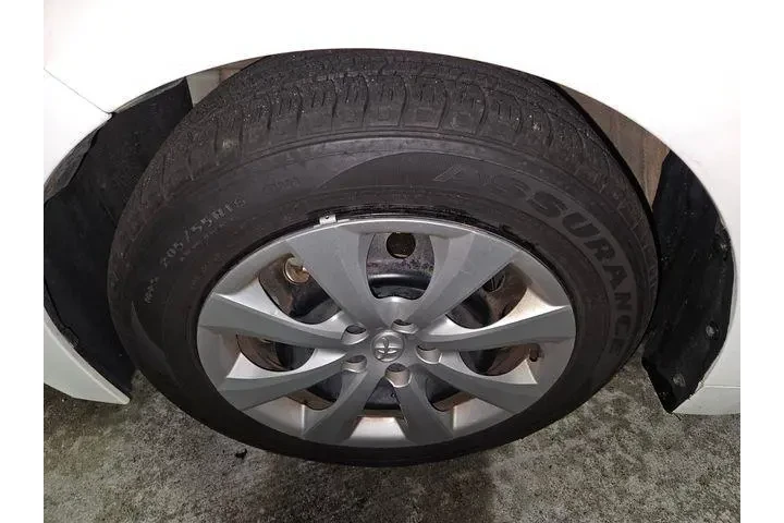 $18991 : Toyota Corolla 2024 LE 4dr S image 10