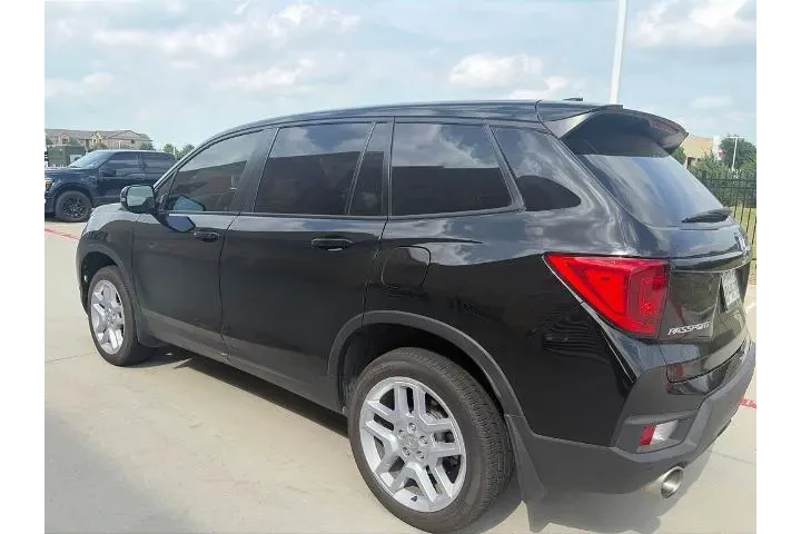 $37995 : Honda Passport 2025 AWD EX-L image 6