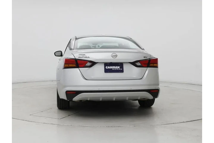 $19998 : Nissan Altima 2023 2.5 SV 4d image 6