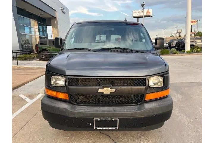 $16895 : Chevrolet Express 2017 LS 25 image 2