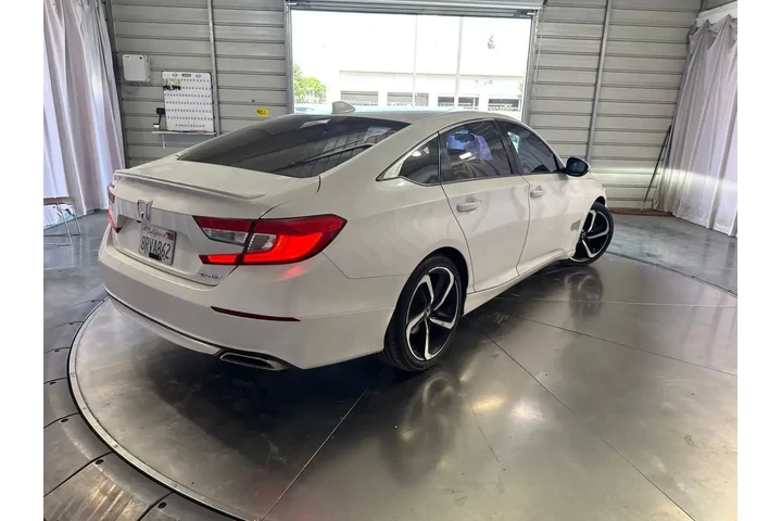 $19399 : Honda Accord 2020 Sport 4dr image 4