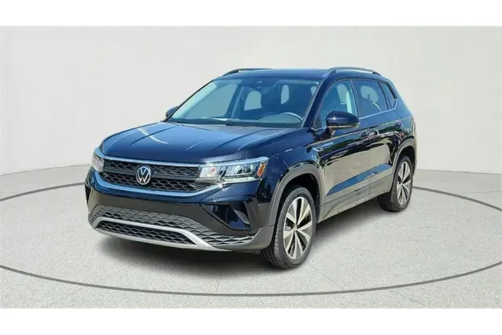 $23352 : Volkswagen Taos 2024 SE 4dr image 3