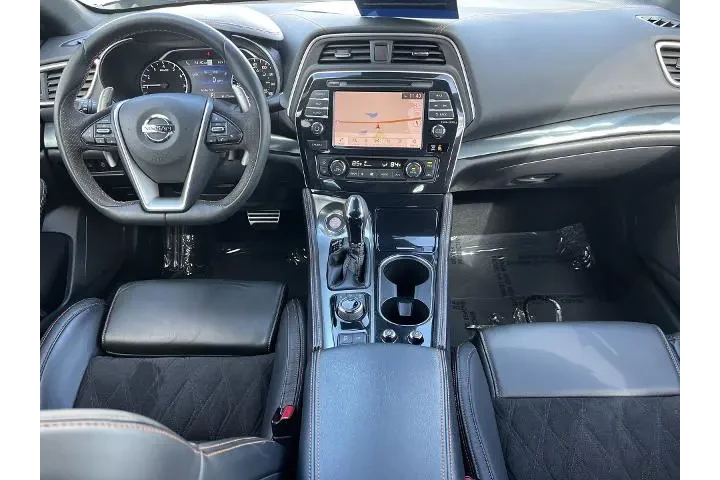 $27998 : Nissan Maxima 2021 3.5 SR 4d image 5
