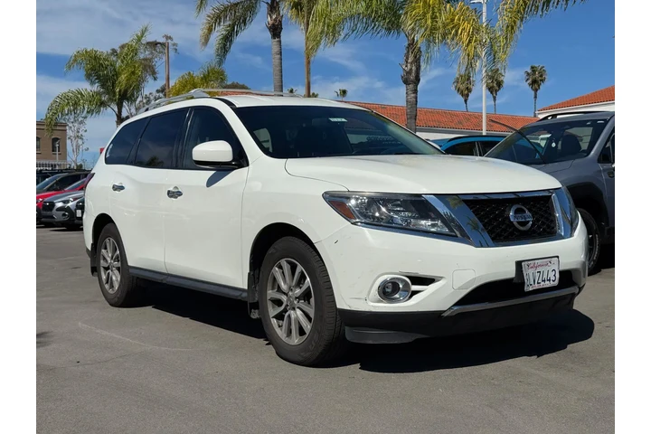 $8995 : Nissan Pathfinder 2016 S 4dr image 2