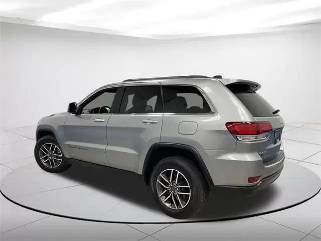 $21790 : Pre-Owned 2021 Grand Cherokee image 3