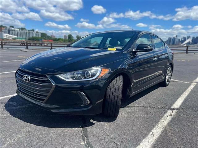 $9995 : 2017 HYUNDAI ELANTRA image 4