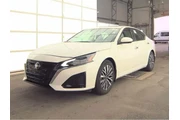 $20499 : Nissan Altima 2023 2.5 SV 4d thumbnail