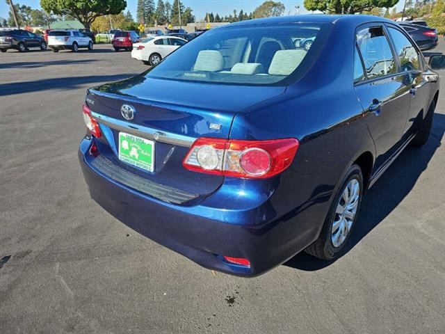 $11285 : 2012 Corolla LE image 7