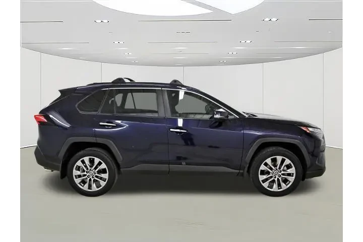 $29760 : Toyota RAV4 2023 Limited 4dr image 4