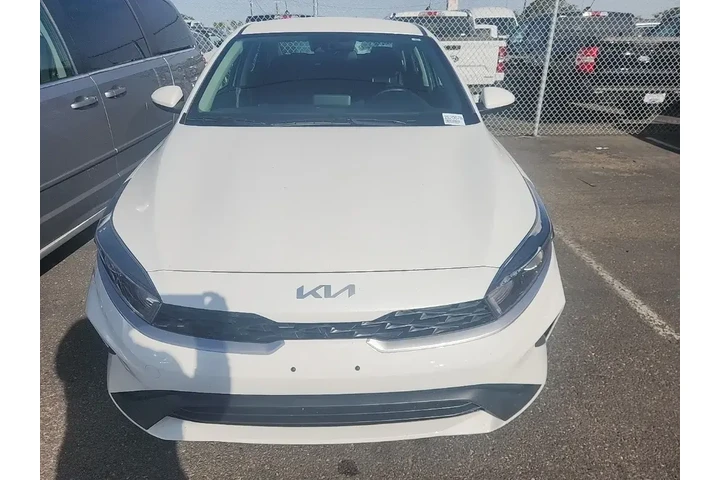 $18491 : Kia Forte 2024 LX 4dr Sedan image 2