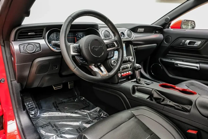 $33990 : 2018 Mustang GT Premium image 4