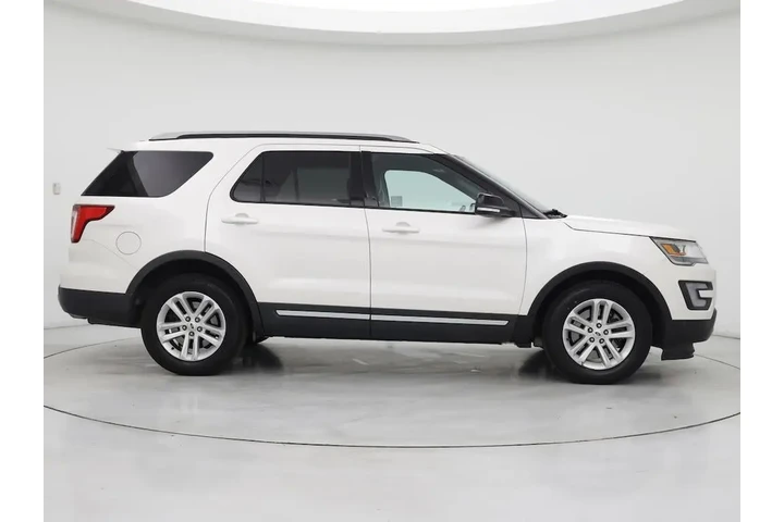 $19998 : Ford Explorer 2017 XLT 4dr S image 7