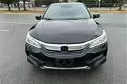 $13500 : 2016 Accord Touring thumbnail