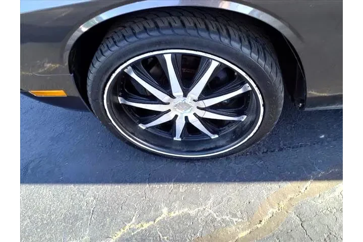 $13995 : 2014 Challenger SXT image 8