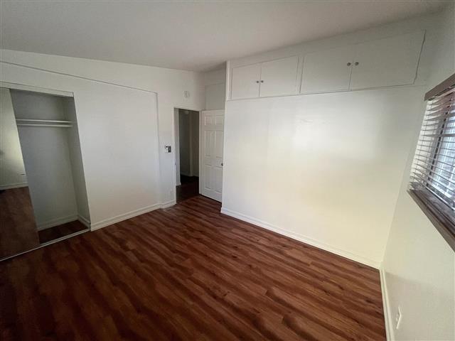 $900 : Beautiful Home...LAKEWOOD,CA image 3