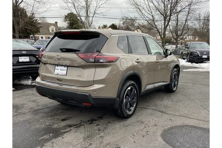 $19300 : Nissan Rogue 2025 AWD SV 4dr image 4