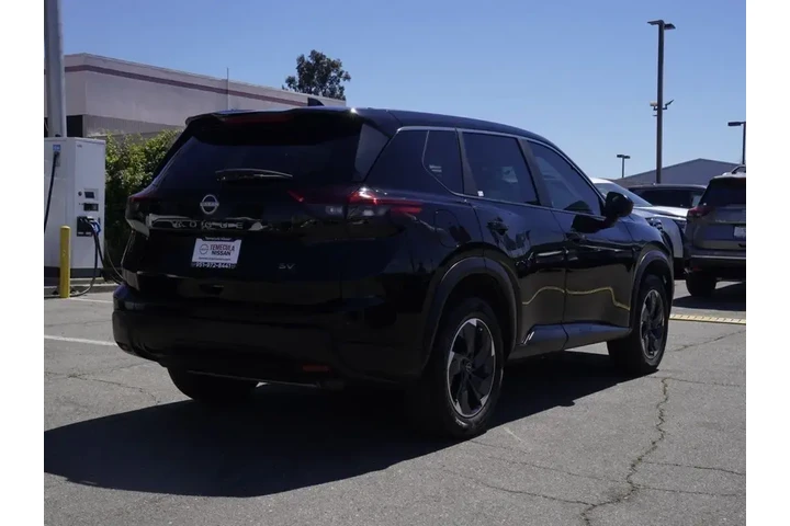 $19000 : Nissan Rogue 2024 SV 4dr Cro image 4