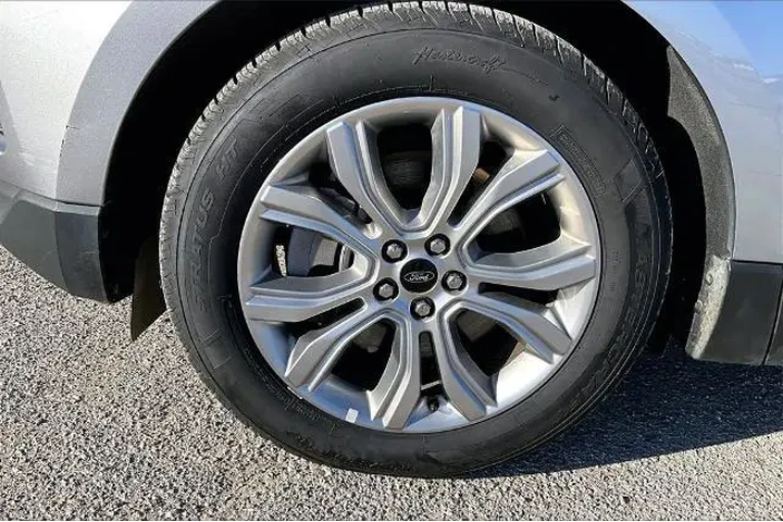 $25080 : Ford Edge 2024 AWD Titanium image 8