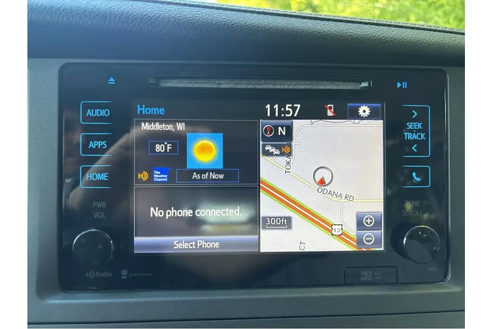 $12000 : 2015 Sienna XLE image 6