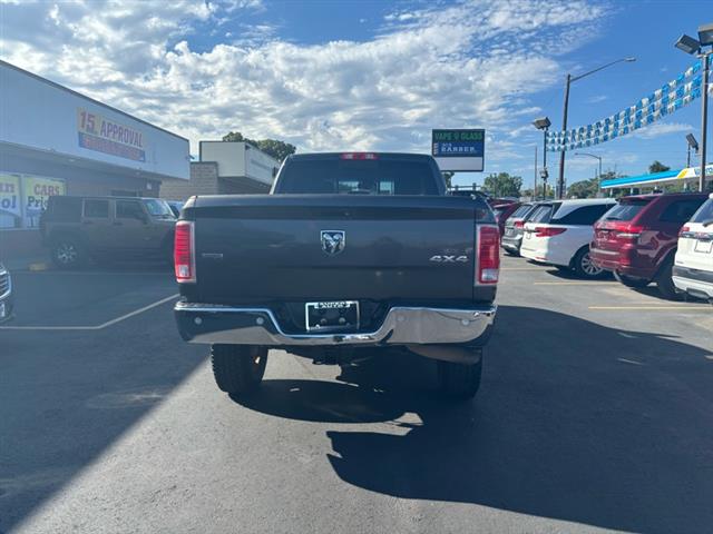 $43299 : 2017 RAM 2500 Laramie 4x4 Cre image 6