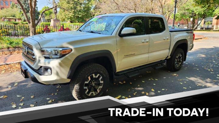 $33495 : 2016 Tacoma TRD Off-Road image 2