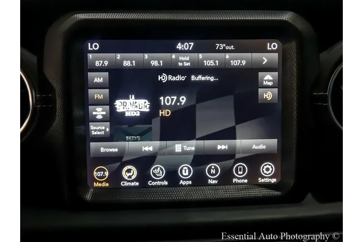 $27995 : Jeep Wrangler 2023 4x4 Sahar image 8
