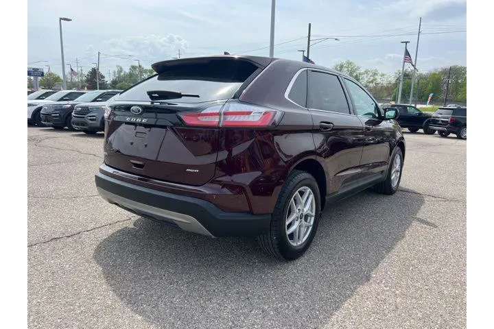 $27285 : Ford Edge 2024 AWD ST-Line 4 image 3
