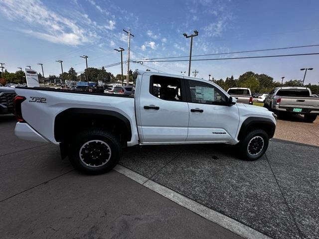 $46020 : 2024 Tacoma TRD Off-Road image 6