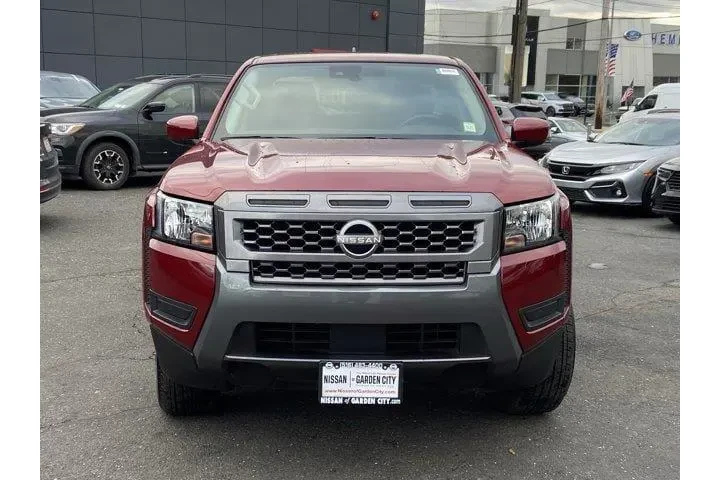 $30368 : Nissan Frontier 2025 4x2 SV image 2