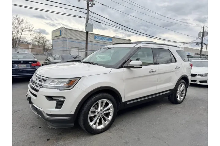 $9799 : 2018 Explorer Limited image 6