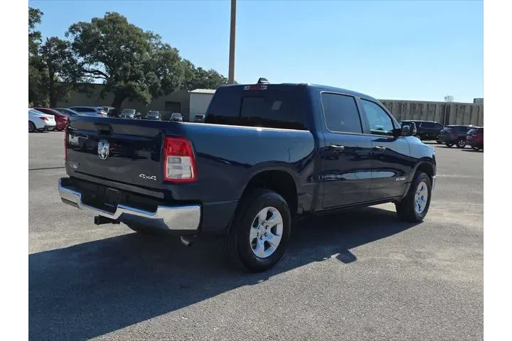 $37342 : Ram 1500 2024 4x4 Big Horn 4 image 9