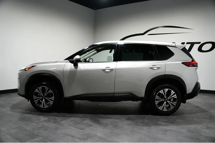 $17740 : 2021 Rogue image 2