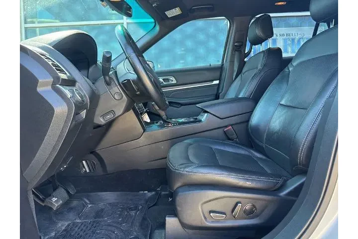 $14988 : Ford Explorer 2016 Limited 4 image 7