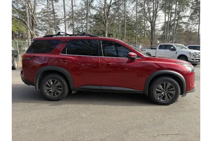 $25288 : Nissan Pathfinder 2023 AWD S image 6