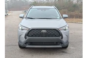 $25999 : Toyota Corolla Cross 2024 LE thumbnail