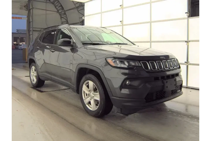 $20323 : Jeep Compass 2022 4x4 Latitu image 2