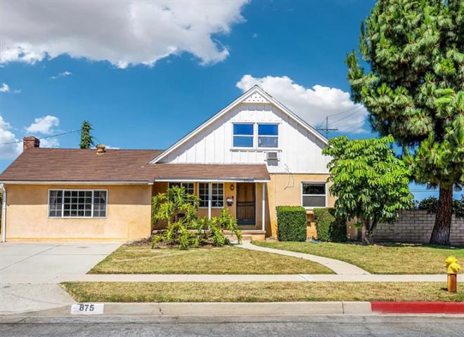 $2580 : Located in Covina's coveted Ch image 1