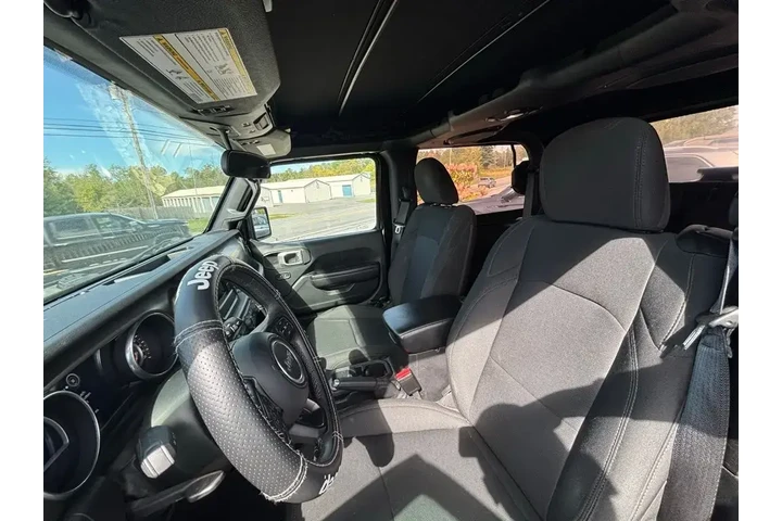 $23500 : Jeep Wrangler 2018 4x4 Sport image 7