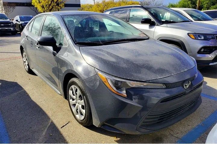 $21991 : Toyota Corolla 2025 LE 4dr S image 1