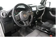 $16985 : Jeep Wrangler 2012 4x4 Rubic thumbnail