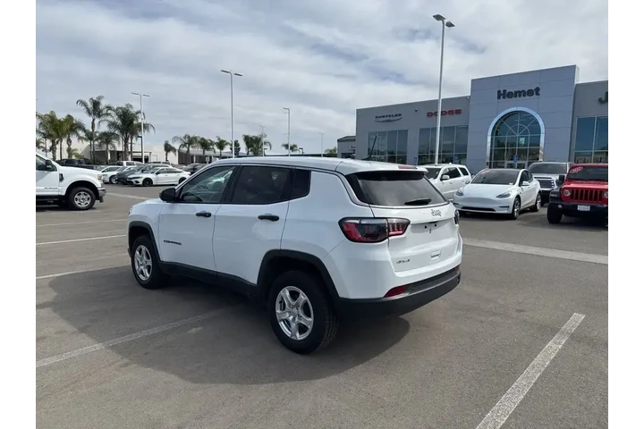 $22998 : Jeep Compass 2022 4x4 Sport image 6