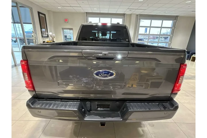 $37939 : Ford F-150 2022 4x4 XLT 4dr image 4