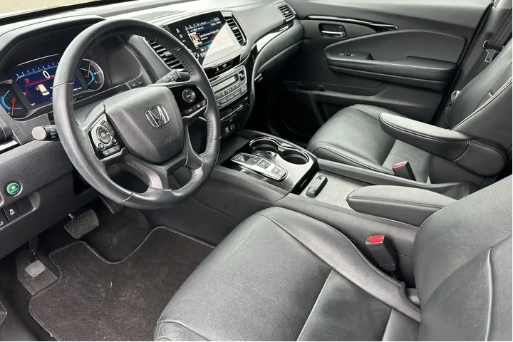 $31981 : Honda Pilot 2020 AWD Touring image 9