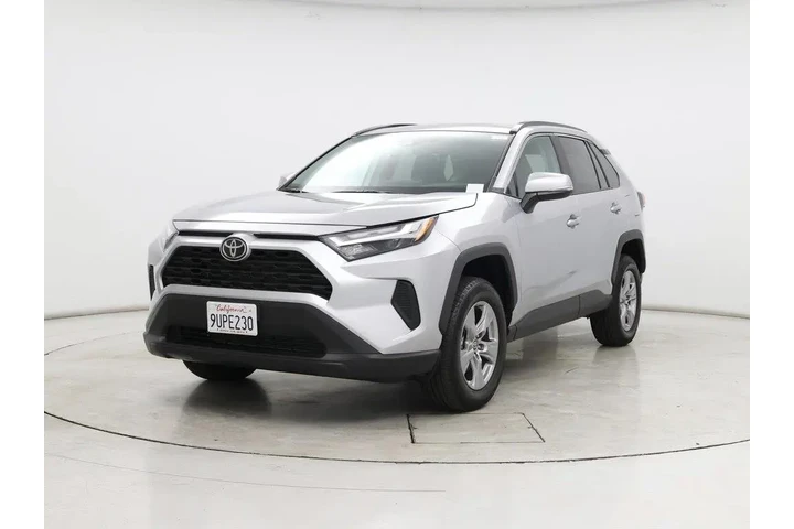 $36998 : Toyota RAV4 2025 AWD XLE 4dr image 4
